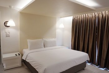 Leblanc Hotel and Resort