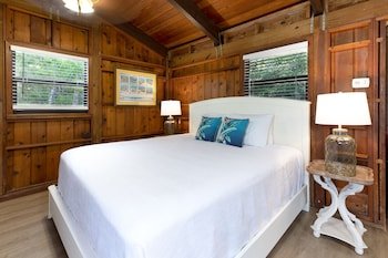 Rock Reef Resort