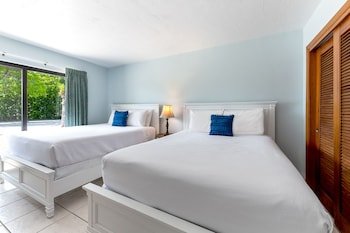 Rock Reef Resort