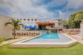 Dreamer Beach Club