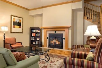 Country Inn & Suites by Radisson, Salina, KS
