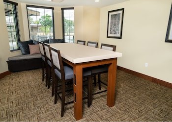 Staybridge Suites Temecula - Wine Country