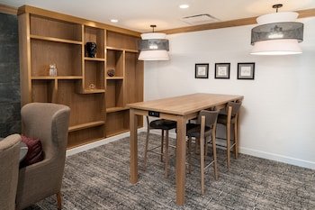 Staybridge Suites Temecula - Wine Country