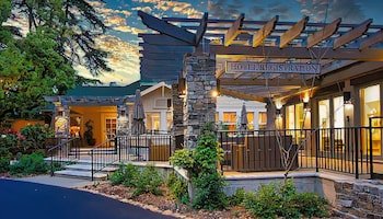 Wine & Roses Hotel Restaurant Spa Lodi