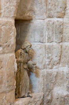 Aux Augustins