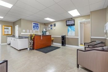 Knights Inn Owen Sound