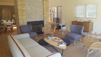 Contenta Inn