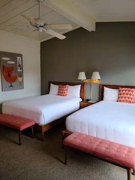 Contenta Inn