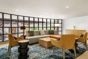 Hilton Garden Inn Monterey