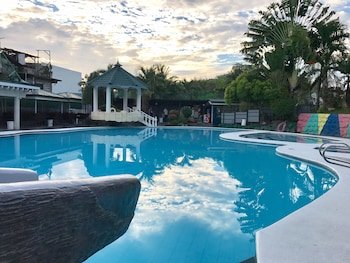 V Resort Dasma