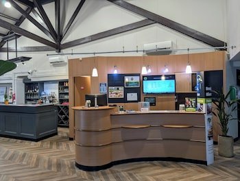 B&B HOTEL Niort Sud Venise Verte