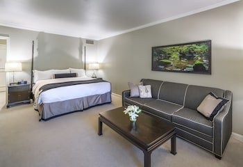Cooper Hotel & Conference Center