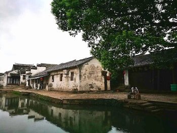 Seclusive Jiangnan Boutique Inn