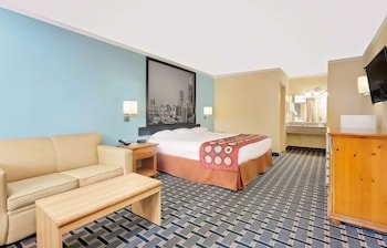 Super 8 by Wyndham Cartersville