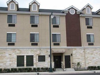 Cityview Inn and Suites
