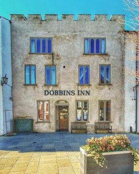 Dobbins Inn