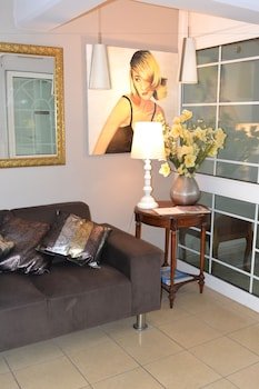 Marianna Hotel Apartments