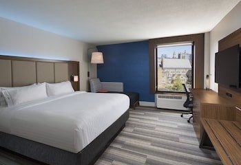 Holiday Inn Express Nashville Downtown