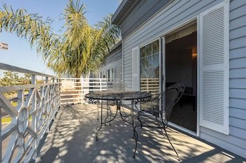 Best Western Colonial Inn