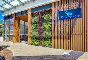 Direct Hotels – Sea Breeze Mooloolaba