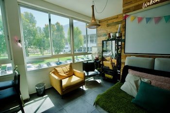 Overstay Jaffa Backpackers Hostel