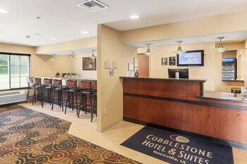 Cobblestone Hotel & Suites Knoxville