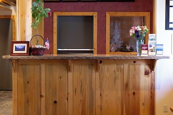 Redwolf Lodge at Squaw Valley Condos