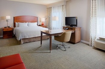 Hampton Inn & Suites Lancaster