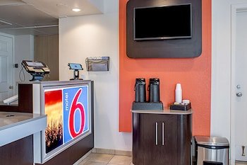 Motel 6 Kalispell