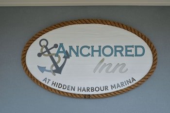 Anchored Inn At Hidden Harbour Marina