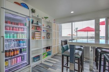 Beach House Inn