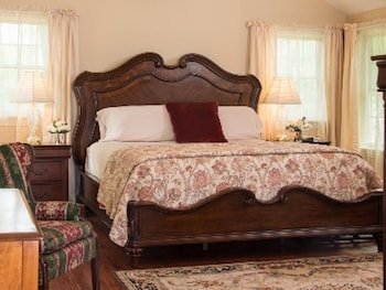 Caldwell House Bed & Breakfast