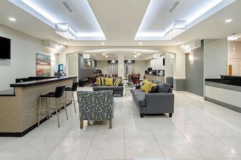 La Quinta Inn & Suites by Wyndham Mercedes