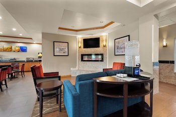 Comfort Inn & Suites