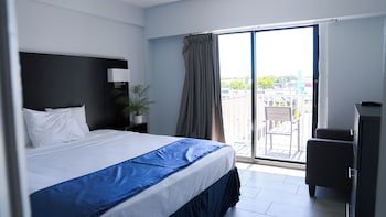 Dolphin Inn Virginia Beach