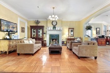 The DeBary Inn