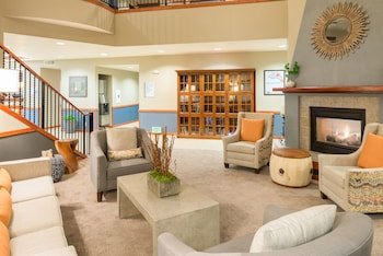 Holiday Inn Express Hotel & Suites Arcata/Eureka-Airport Area