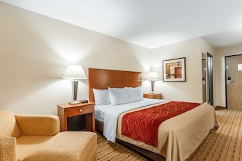 Quality Inn & Suites Eau Claire