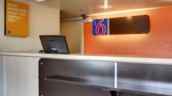 Motel 6 Des Moines North
