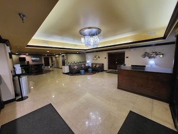 Wingate by Wyndham Greensboro/Coliseum
