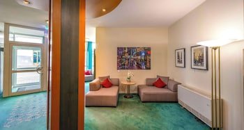 PLAZA Hotel Blankenburg Ditzingen, Sure Hotel Collection