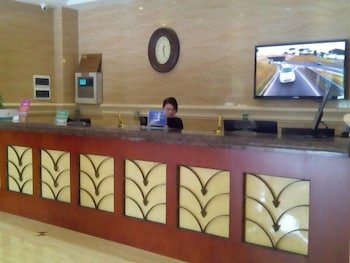 GreenTree Inn Jiaxing Pinghu Zhapu Jiulong Mountain Express Hotel