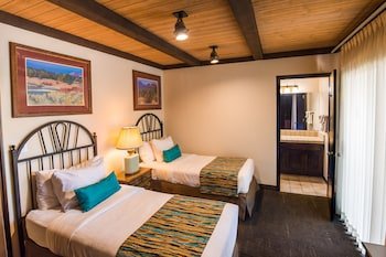 Arroyo Roble Resort