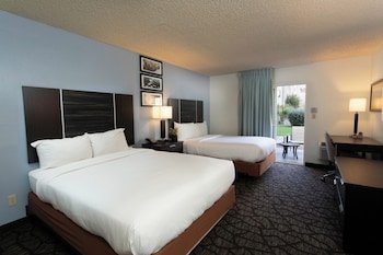 Silver Sevens Hotel & Casino