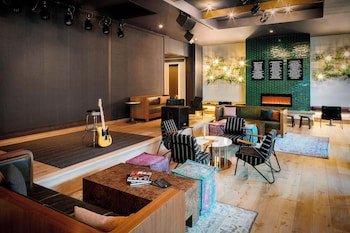 The Elizabeth Hotel