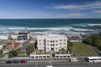 Majestic Mansions - St Clair Apartments