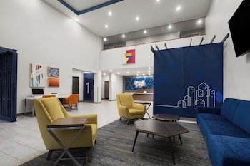 Holiday Inn Express & Suites Sebring
