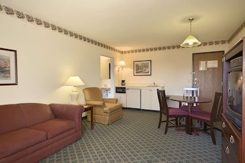 Travelodge by Wyndham Hudsonville
