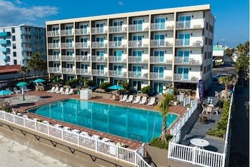 Boardwalk Inn & Suites