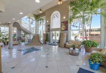 Boardwalk Inn & Suites